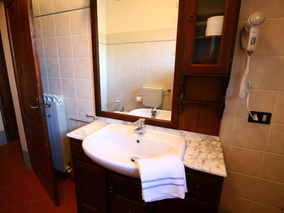 Spacious Farmhouse In Pienza With Swimming Pool Lägenhet Contignano Exteriör bild