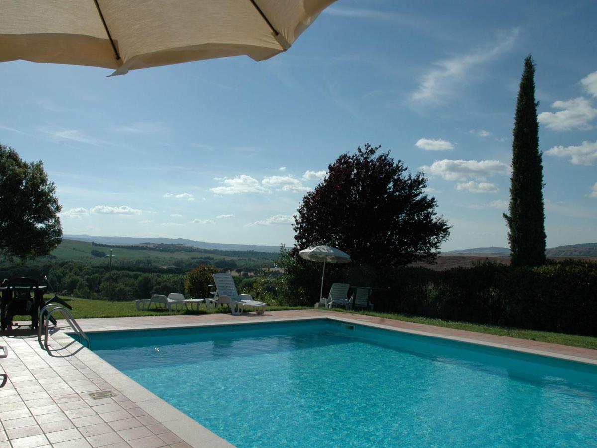 Spacious Farmhouse In Pienza With Swimming Pool Lägenhet Contignano Exteriör bild