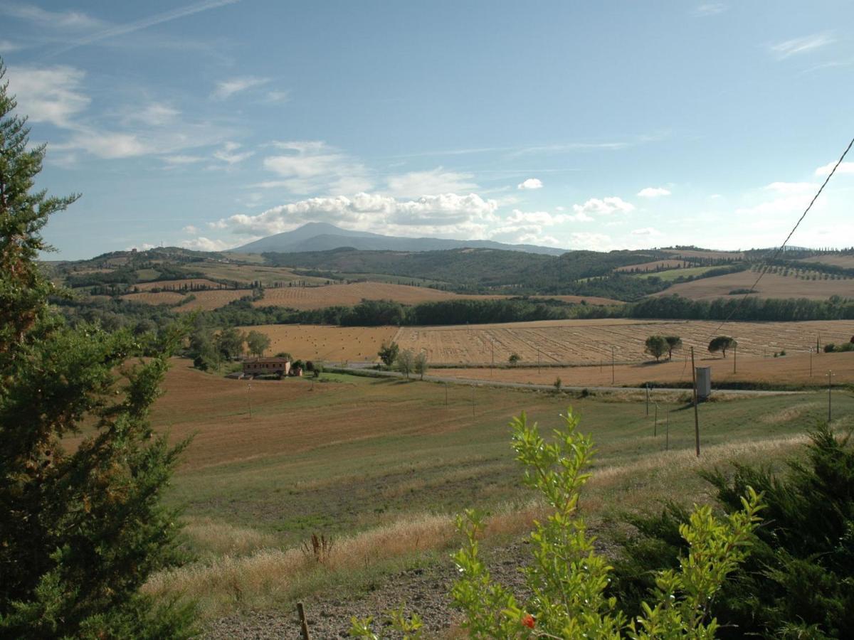 Spacious Farmhouse In Pienza With Swimming Pool Lägenhet Contignano Exteriör bild