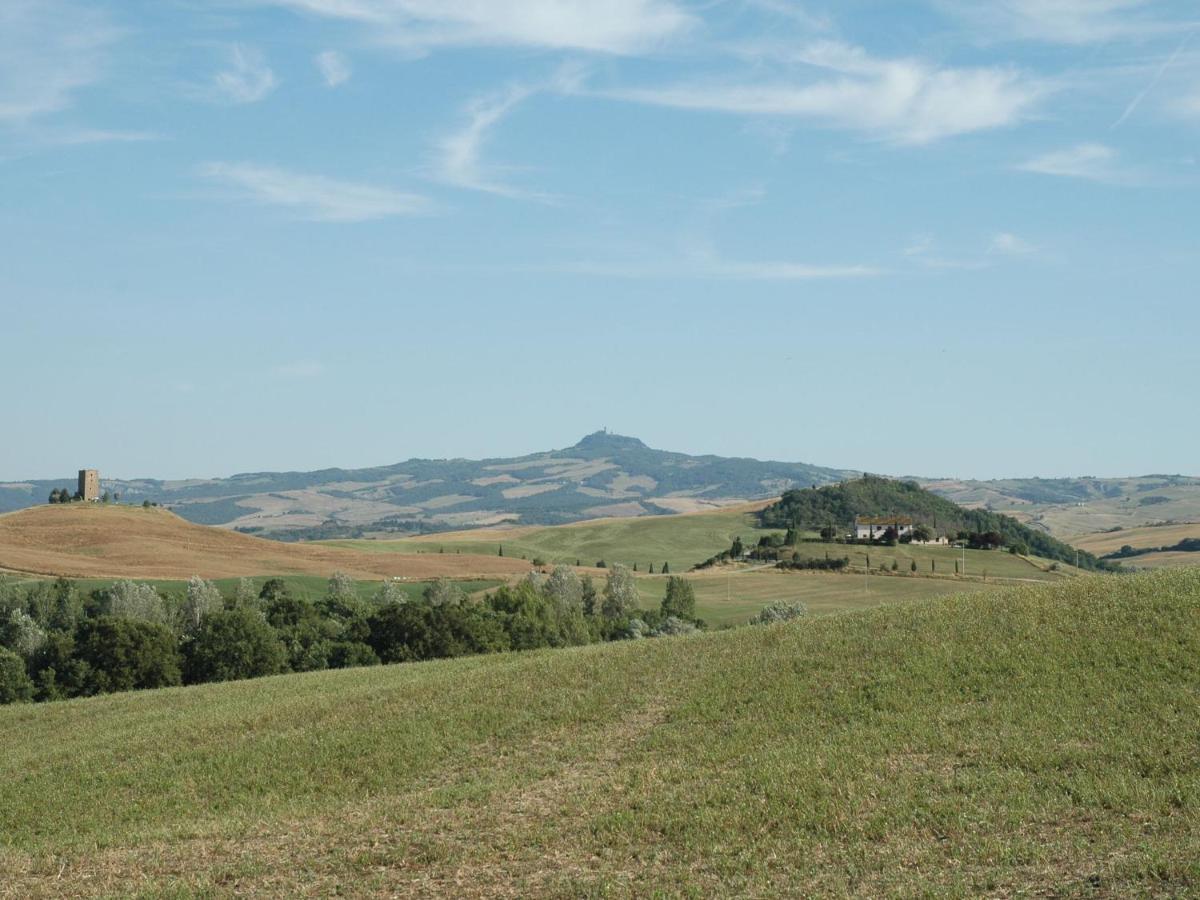 Spacious Farmhouse In Pienza With Swimming Pool Lägenhet Contignano Exteriör bild