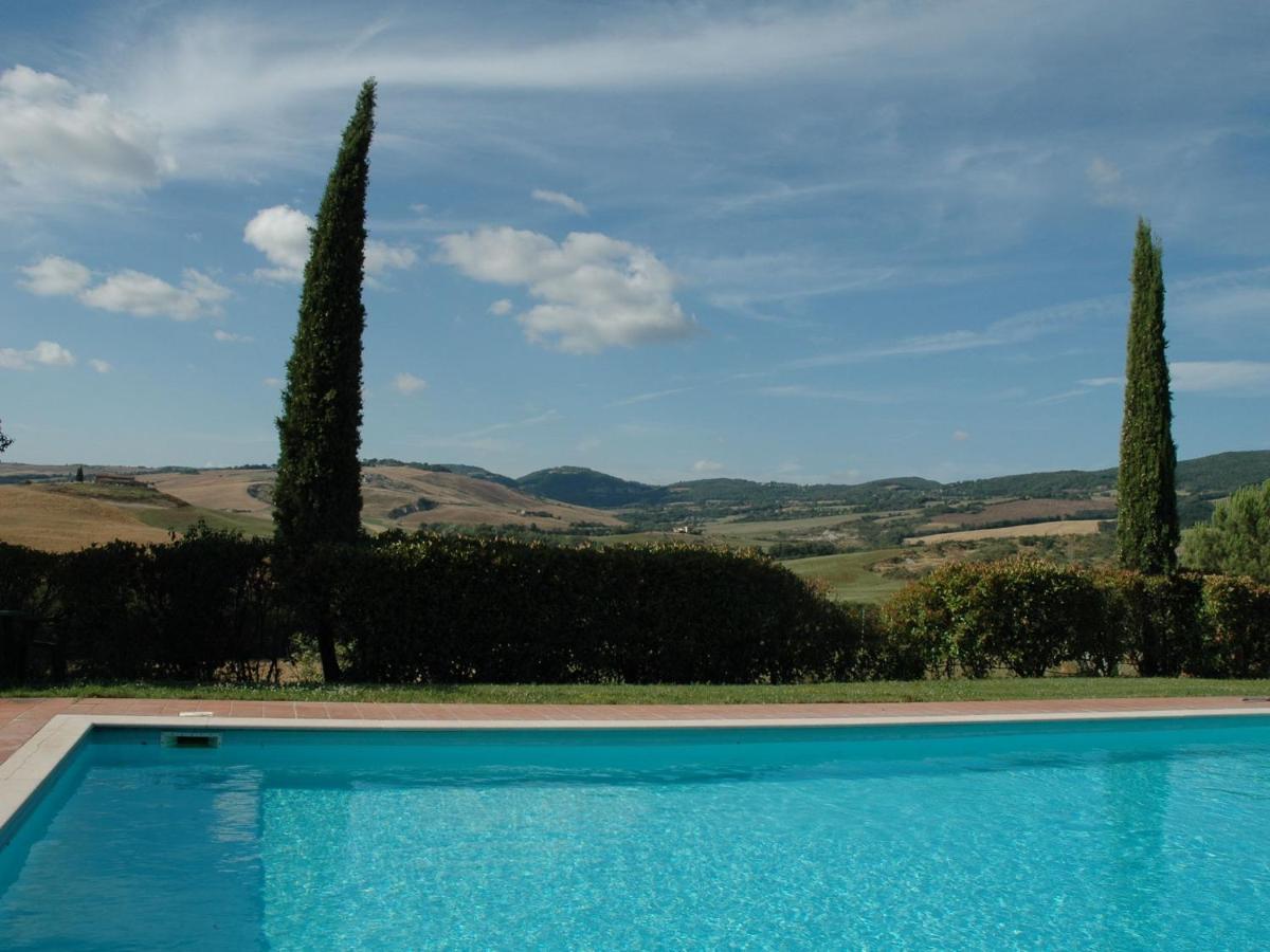 Spacious Farmhouse In Pienza With Swimming Pool Lägenhet Contignano Exteriör bild