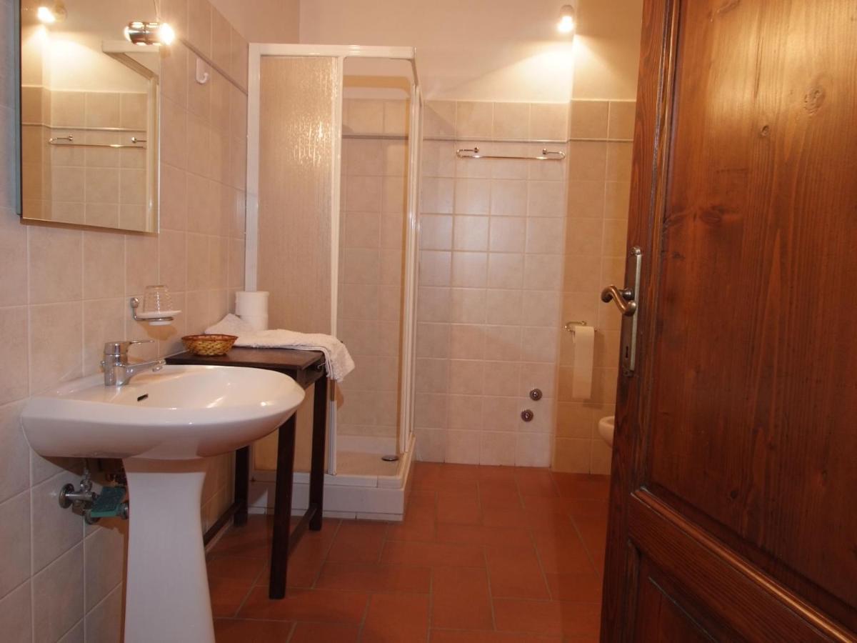Spacious Farmhouse In Pienza With Swimming Pool Lägenhet Contignano Exteriör bild